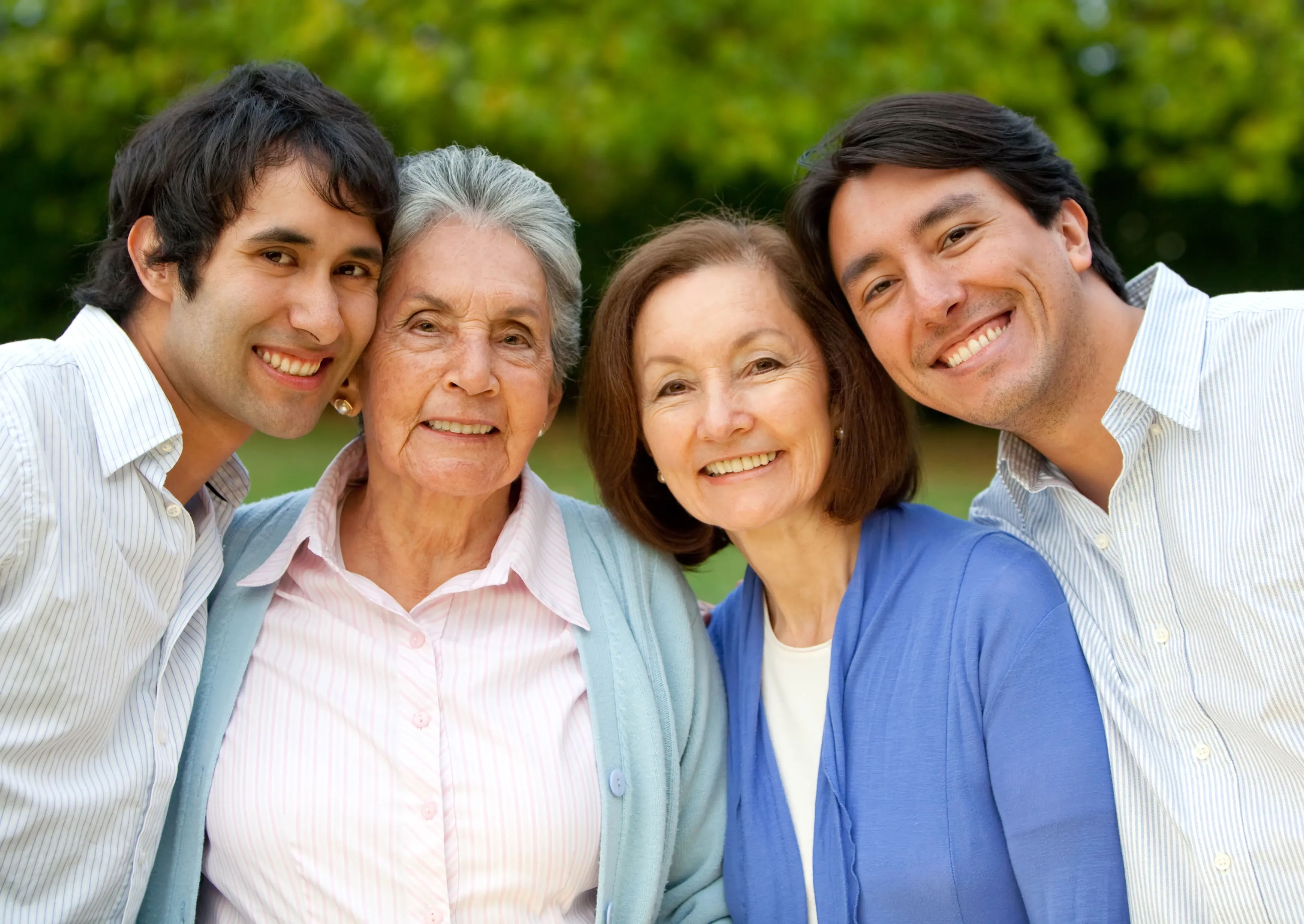 Menschen im Ruhestand mit Familie